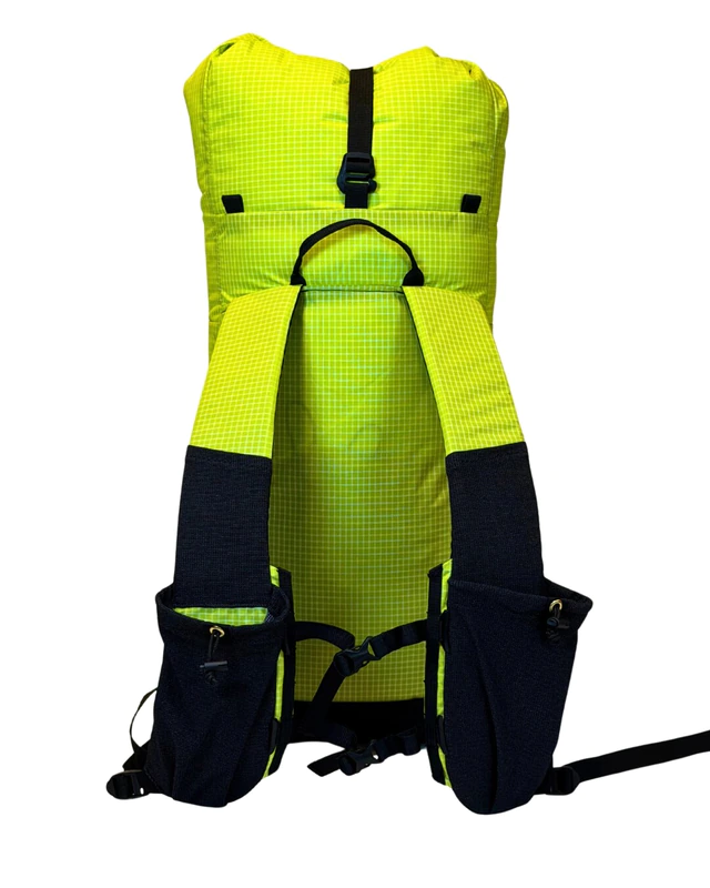 Flatiron 28L on trail